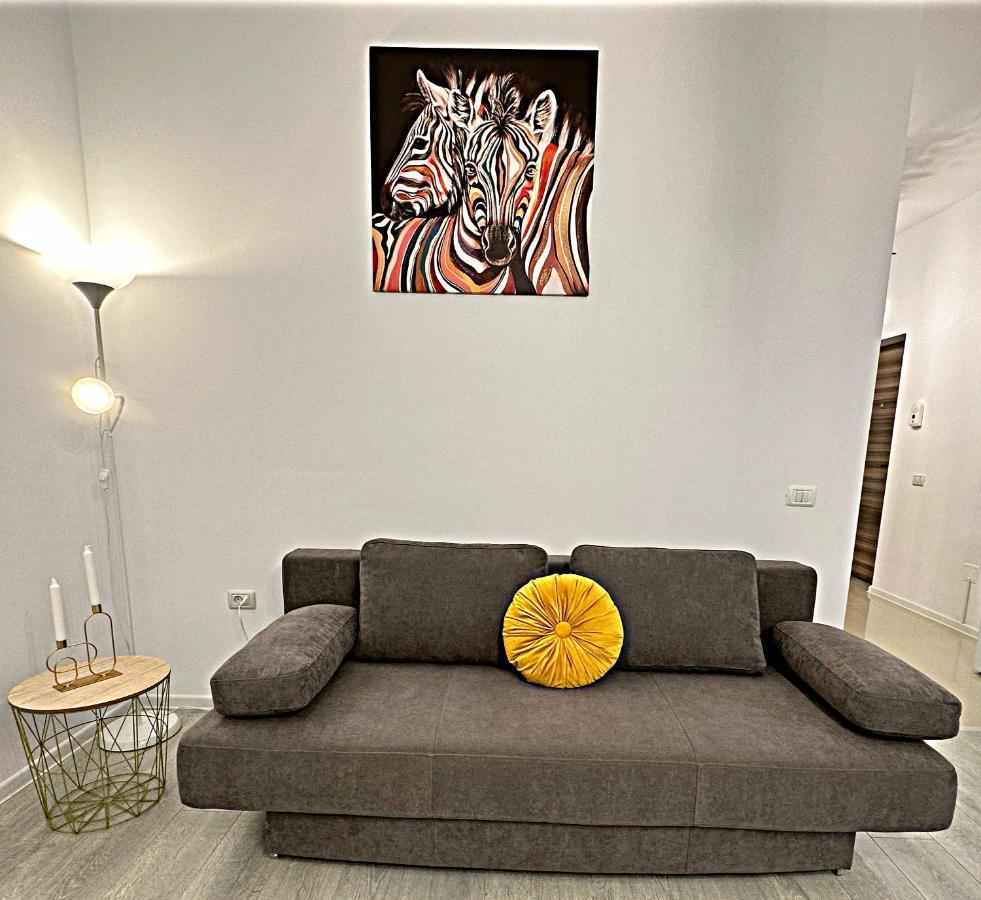 Hezo Sunshine Studio And Apartment Năvodari Esterno foto