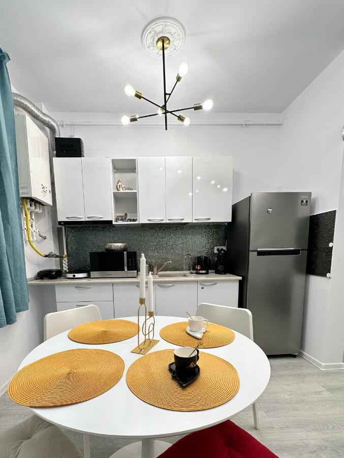 Hezo Sunshine Studio And Apartment Năvodari Esterno foto