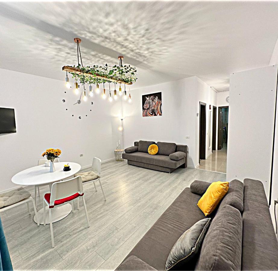 Hezo Sunshine Studio And Apartment Năvodari Esterno foto